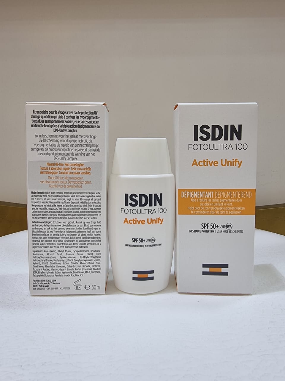 ISDIN FOTOULTRA 100 Active Unify